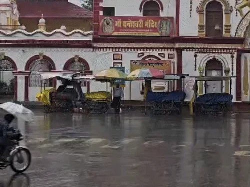 बस्तर में बढ़ रही बारिश, सरगुजा में घट रही: 50 सालों में बदला मानसून का ट्रेंड
