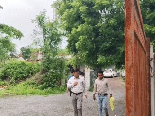 छत्तीसगढ़ में ED-IT की बड़ी कार्रवाई: बलौदाबाजार में शराब कारोबारी के घर पर छापा