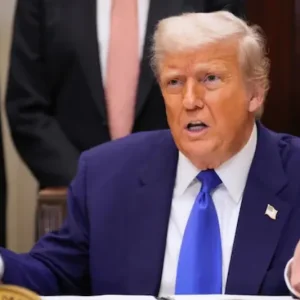 Trump Tension: ट्रंप का टैरिफ दांव पड़ा उलटा... US में दनादन दिवालिया हुईं कंपनियां, 15 साल में सबसे ज्यादा!